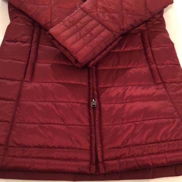 PATAGONIA RADALIE PARKA SIZE XS SEQUOIA RED NEW WITH TAGS! - Picture 7 of 9